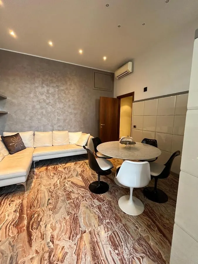 La Casa Di Sara - Milano Apartment