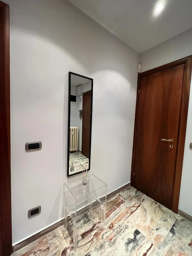 La Casa Di Sara - Milano Apartment  Milan